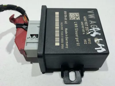 Calculator lumini xenon 4H0907357A Audi A8 (2009-2017) [4H] D4