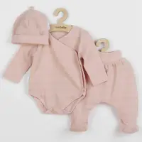 Set 3 piese, New Baby, Include body cu maneca lunga, pantalonasi cu botosei, caciulita, Marime 62, Din bumbac 100%, I am Pink
