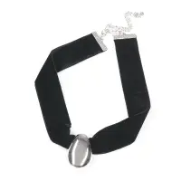 Colier tip choker elegant cu detaliu oval argintiu