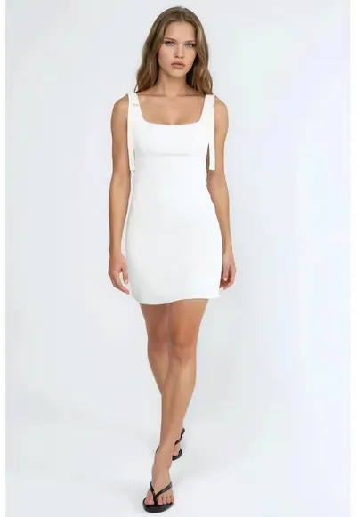 Rochie Mini eleganta - alba - cu decolteu patrat - fermoar - bumbac - poliester