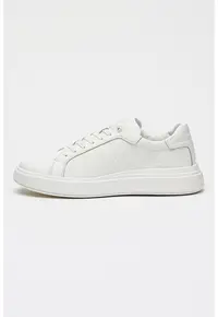 Pantofi sport low-cut de piele cu aspect masiv si monograma - Alb