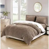 Lenjerie de Pat Dublu, CoCoLiNo Ultra Pufoasa, cu Blanita Sherpa Alba, 4 piese, Cearsaf cu ELASTIC, Model Traditional 3D, Maro