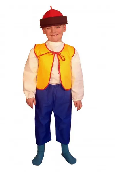 Costum cu bască, vestă, bluză și pantaloni