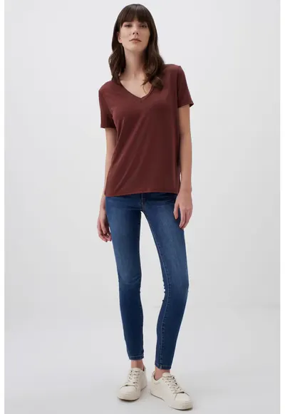 Tricou cu decolteu in V - Maro cognac