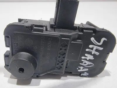 Motoras usa rezervor 7N0810773D Volkswagen Sharan (2010-2015) [7N]
