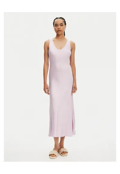 Rochie de seara violet - 2 caracteristici reprezentative