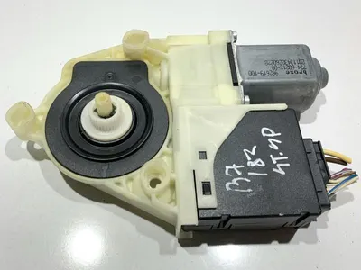 Motoras macara geam stanga spate 3AA959795 Volkswagen Passat B7 (2010-2014)