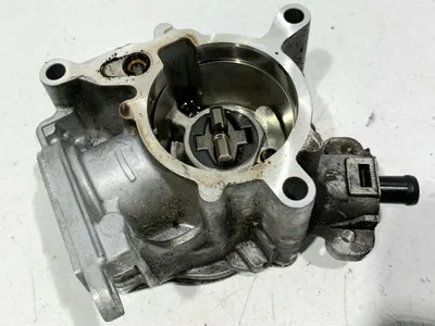 Pompa vacuum 06J145100B Skoda Octavia 2 facelift (2008-2013) 1.8 benzina CDHB