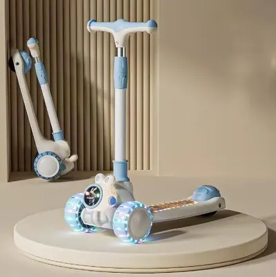 Trotineta pliabila pentru copii Nichiduta Blue Bunny, cu lumini LED si muzica integrata, ghidon ajunstabil cu 4 nivele de inaltime, dimensiune 80 x 28 x 58 cm