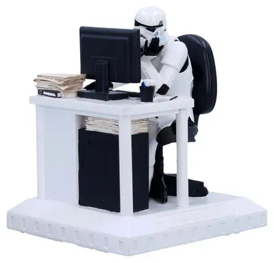 Statuetă Nemesis Now Movies: Star Wars - Stormtrooper (Slave to the Wage), 13.7 cm