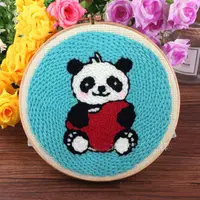 Set creativ pentru brodat Em Art - Panda, 20 x 20 cm