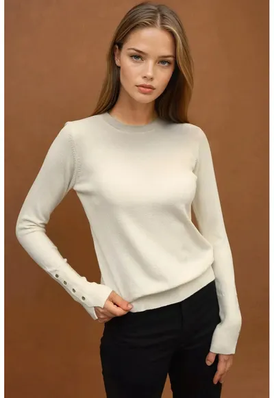 Pulover dama - tricotat cu guler rotund si nasturi - crem - tricot