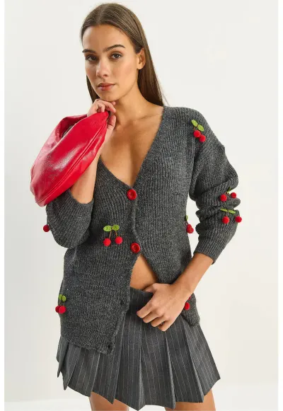 Cardigan tricotat - broderie fructe - gri carbune - tricot
