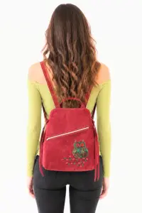 Rucsac handmade bordeaux din piele naturala intoarsa ,cu bufnita pictata