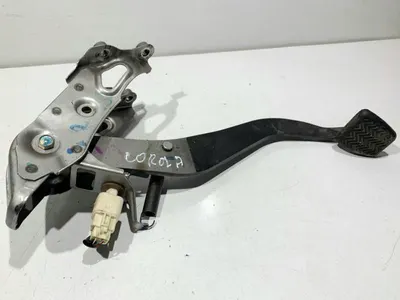 Pedala ambreiaj Toyota Corolla (2012-2018) 1.6 benzina 1ZRFAE