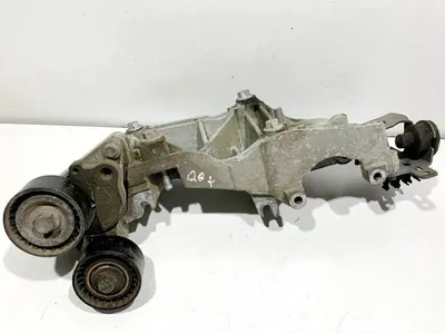 Suport accesorii 8200527320C Nissan Qashqai plus 2 ( 2008-2010) [J10] 2.0 dci M9R