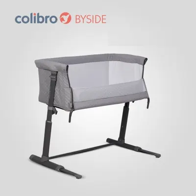 Patut Co-Sleeper 2 in 1 pentru copii Colibro BySide Bassinet, cu saltea inclusa, inaltime reglabila pe 9 nivele si unghi de inclinare de 30 de grade, sistem automat de retractare picioare, dimensiune 93 x 58 cm, Dove