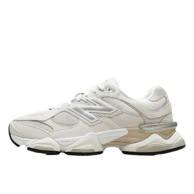 9060 Sea Salt Moonbeam