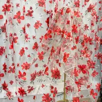Perdea Red Flowers din matase imprimata, Ivoire, 400cm latime x 270cm inaltime cu rejansa pt sina
