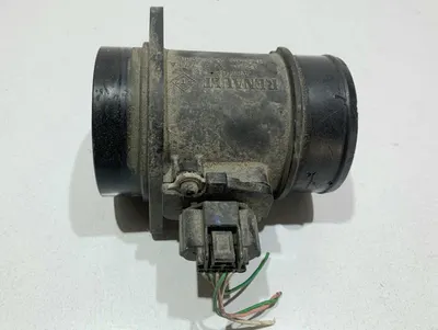 Debitmetru 8200373771A Renault Laguna 3 (2007-2010) 2.0 benzina M4R (704)