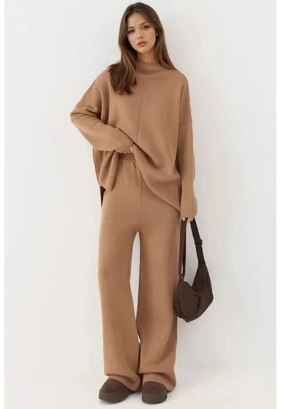 Set tricotat MY FASHION cu pulover si pantaloni - maro camel - tricot