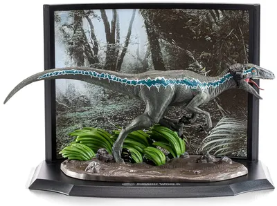 Statuetă The Noble Collection Movies: Jurassic World - Velociraptor Recon (Blue) (Toyllectible Treasures), 8 cm