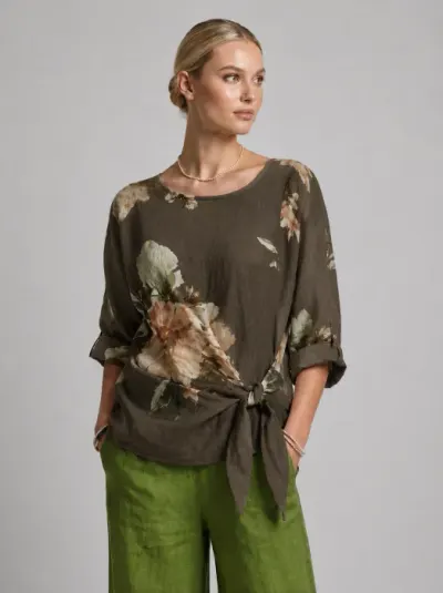 Bluza din in cu imprimeu floral watercolor si prindere laterala, fond maro