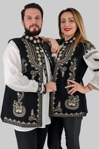 Set Traditional Vesta Mama Vesta Tata 3