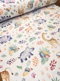 Cearsaf pentru pat copii Nichiduta Jungle 120x60 cm din bumbac cu banda elastica roata