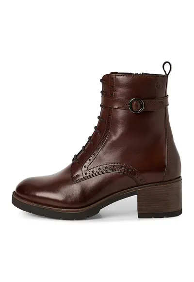 Ghete de piele cu garnituri cu perforatii - Maro cognac