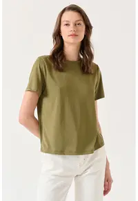 Tricou cu decolteu la baza gatului - din amestec de modal Stiziano - Kaki