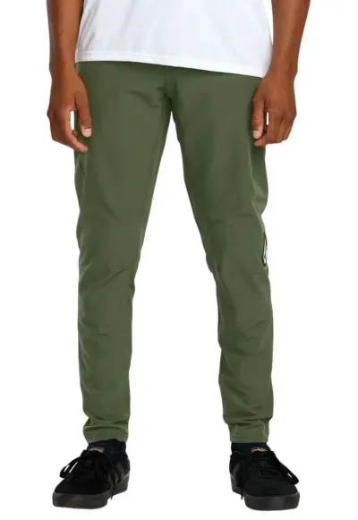 Pantaloni pentru drumetii