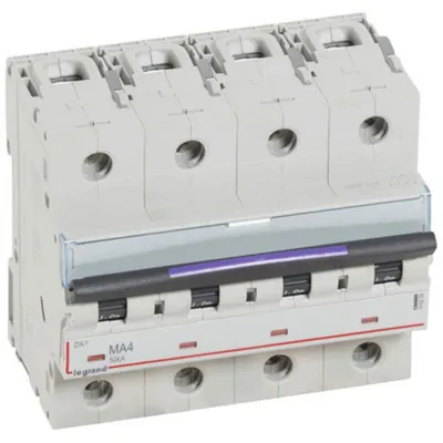 Disjunctor magnetic simplu DX³-MA - 4P - 4 A - 50 kA - curba MA - 6M