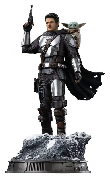 Statuetă Iron Studios Star Wars: The Mandalorian - The Mandalorian & Grogu, 25 cm