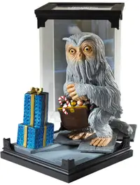 Statuetă The Noble Collection Movies: Fantastic Beasts - Demiquise (Magical Creatures), 18 cm