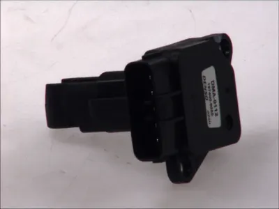 Debitmetru Aer (5 Pini, Cartus) Lexus Is Ii; Toyota Auris, Avensis, Corolla, Corolla Verso, Dyna, Hiace Iv, Hilux Vi, Hilux Vii, Land Cruiser 90, Land Cruiser Prado, Rav 4 Iii, Yaris 1.4d-3.0d Dupa 20