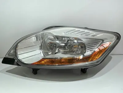 Far stanga 8V41-13W030-AG Ford Kuga (2008-2012)