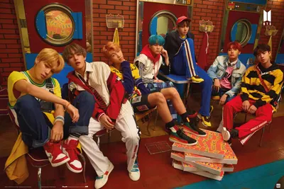 Poster Erik Music: BTS - Pizza