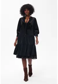 Rochie catifelata evazata Mosca