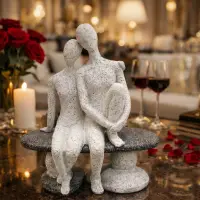 Statueta decorativa cuplu pe banca din rasina 20 cm