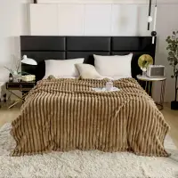 Patura pufoasa CoCoLiNo, 200x230cm, Jojo Home, Maroniu