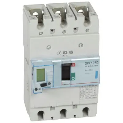 Disjunctor compact in carcasa turnata – Varianta fixa - DPX³ 250 - Icu 70 kA - 400 V~ - 3P - 40 A