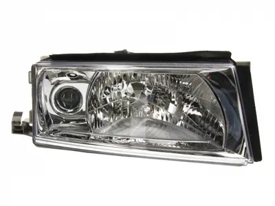 Far dreapta (H3 H4, electric, cu motoras, fundal cromat) SKODA OCTAVIA I