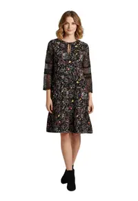 Rochie florala cu insertii de dantela -
