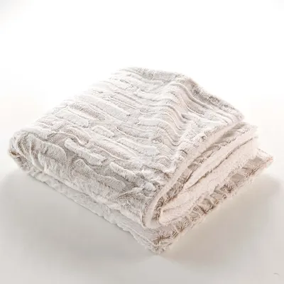 Pătură bej din micropluș/cocolino 180x220 cm Lynx – douceur d'intérieur
