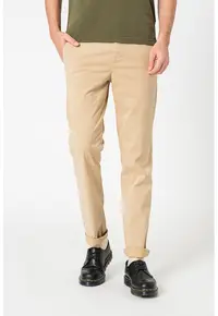 Pantaloni chino cu croiala slim-fit - Maro camel