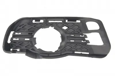 Acoperire bara fata Dreapta (cu loc de sipci, cu gauri pentru lampa de ceata, plastic, negru) potrivit MERCEDES C T-MODEL (S204), C (W204) 01.07-08.14 01.07-03.11