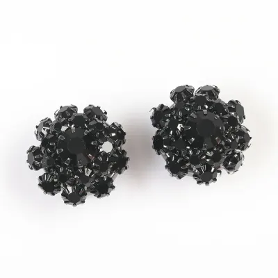 Butoni camasa eleganti cu cristale negre florale
