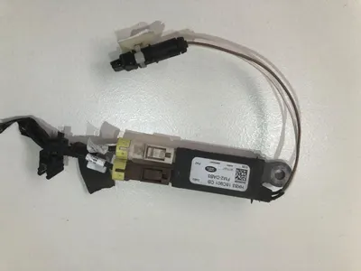 Amplificator antena hk83-18c901-cb Jaguar F-Pace (2016->) [X761]
