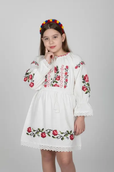 Rochie traditionala fetite Andrea 5